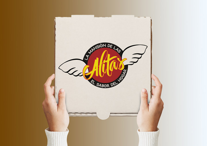 Caja de alitas con logo aplicado